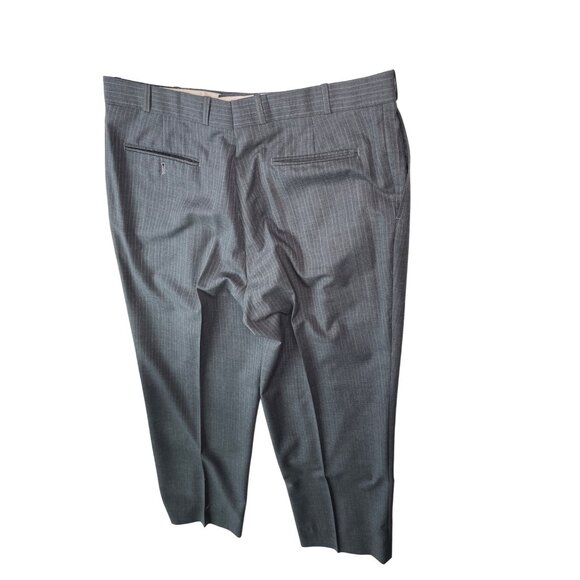 Mens Gray Pinstripe Two-Piece Suit 100% Wool Classic Fit Jacket & Pants Size 44L - Picture 15 of 16